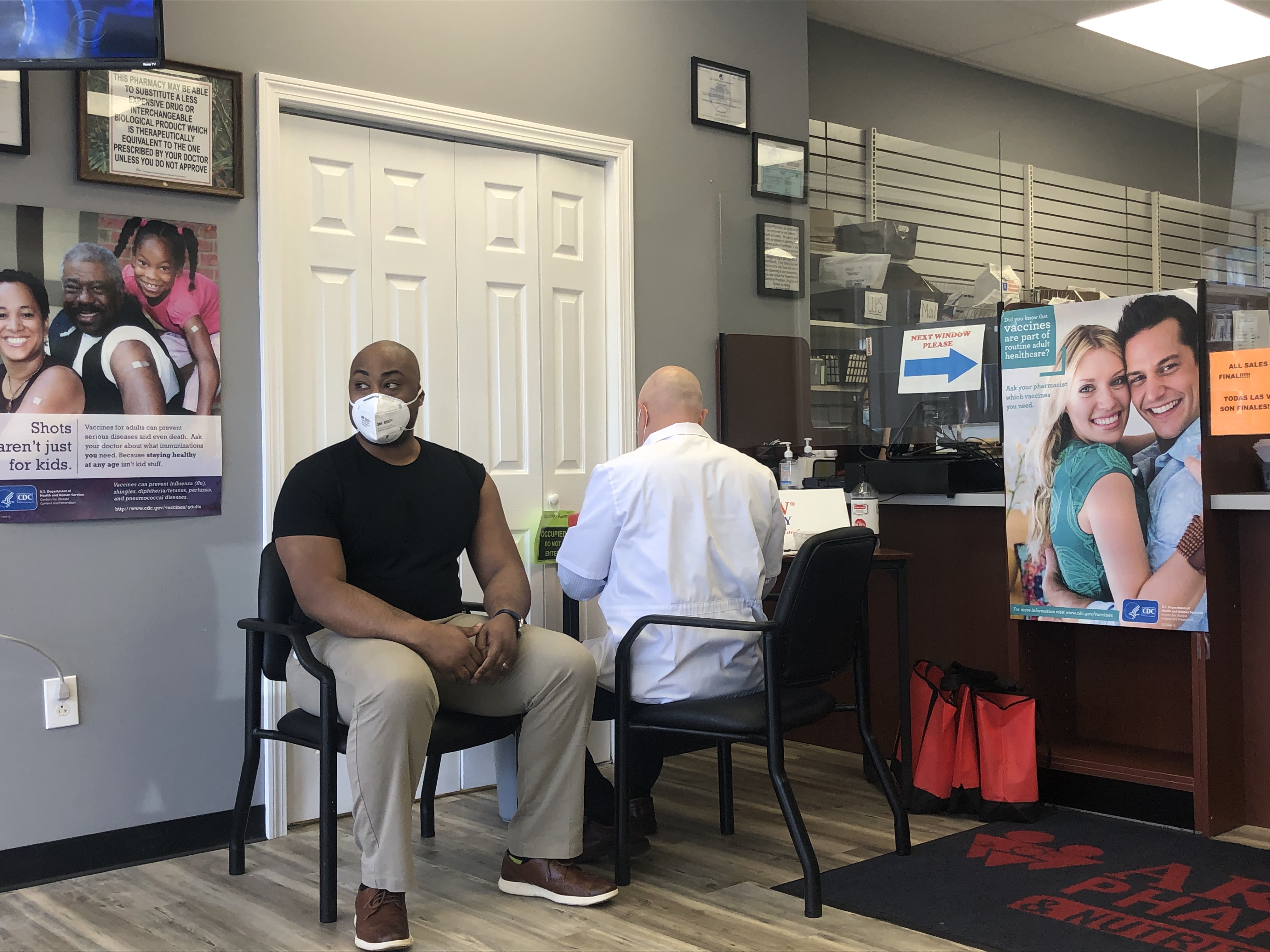 Local Independent Pharmacists Hope to Continue Vaccinating Against COVID-19 - Vimarsana News