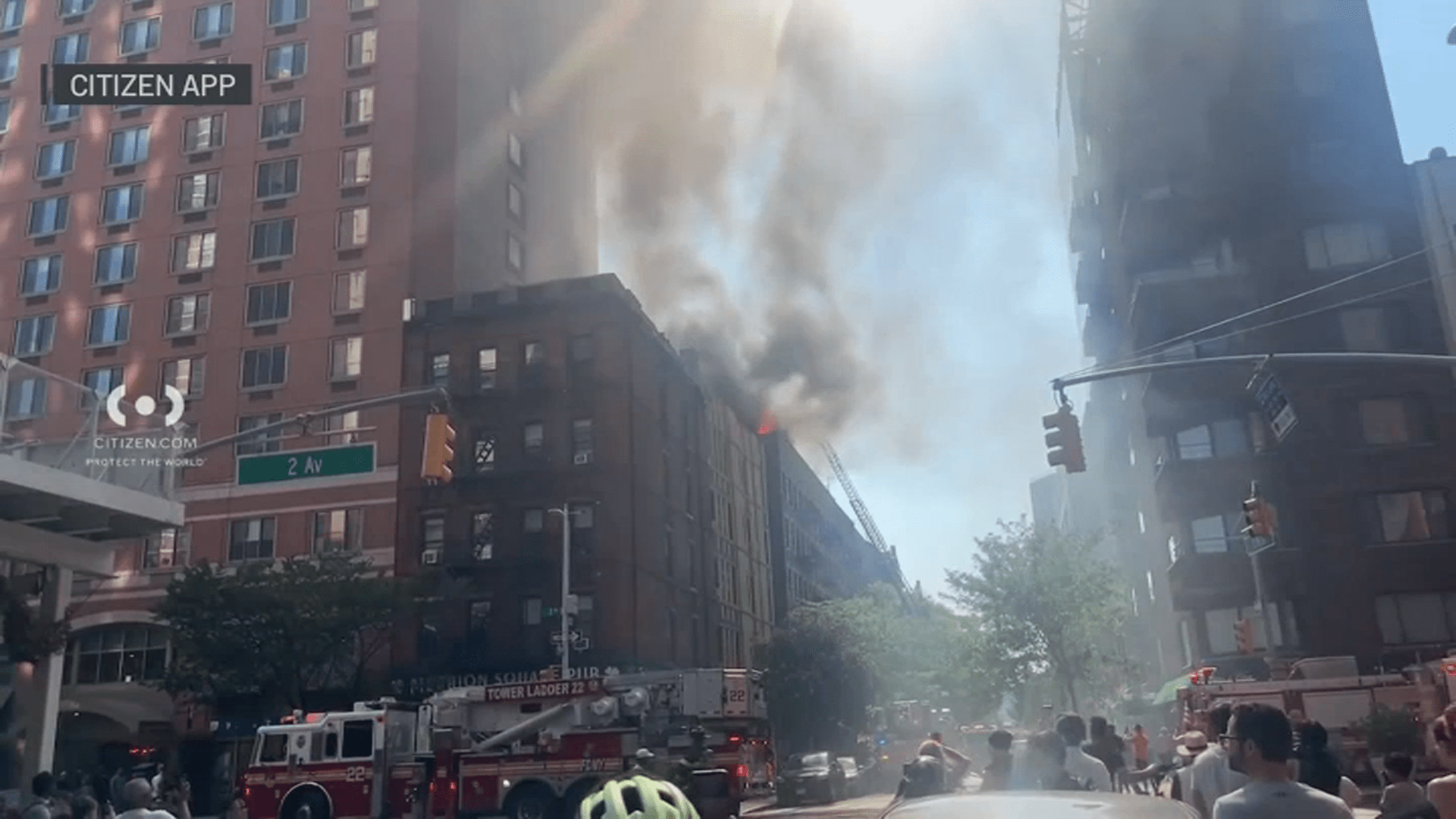 Hearth at 7-story Higher East Facet house constructing spews smoke over Manhattan