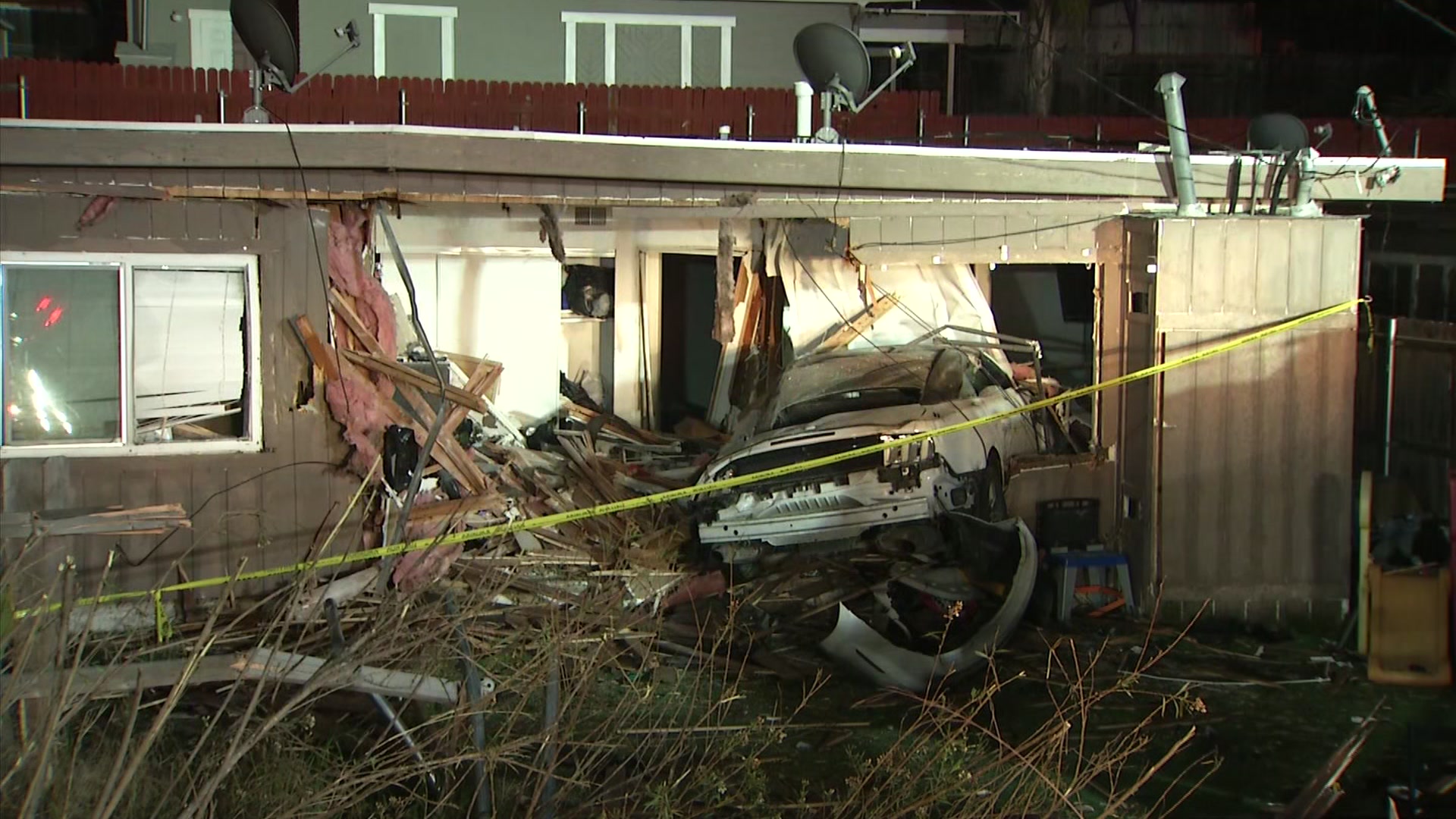 3 Injured After Car Smashes Into Home in Mount Hope - Vimarsana News