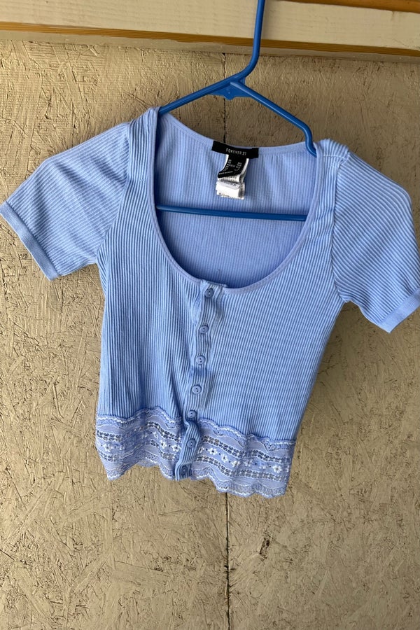 Persuasion Top Nuuly - Classic Nature Image - 4K