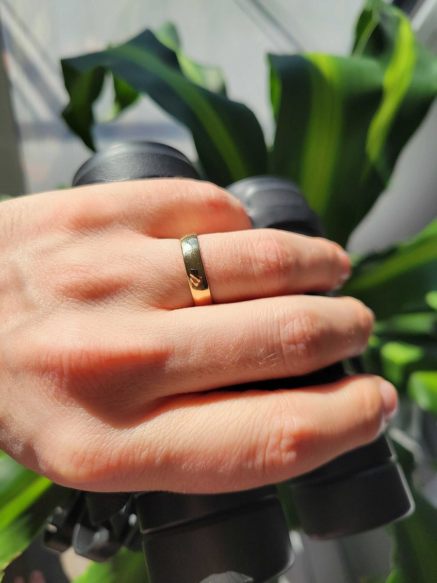 Wedding ring — archive or illustrative photograph