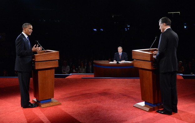 Mitt Romney falls apart in final debate