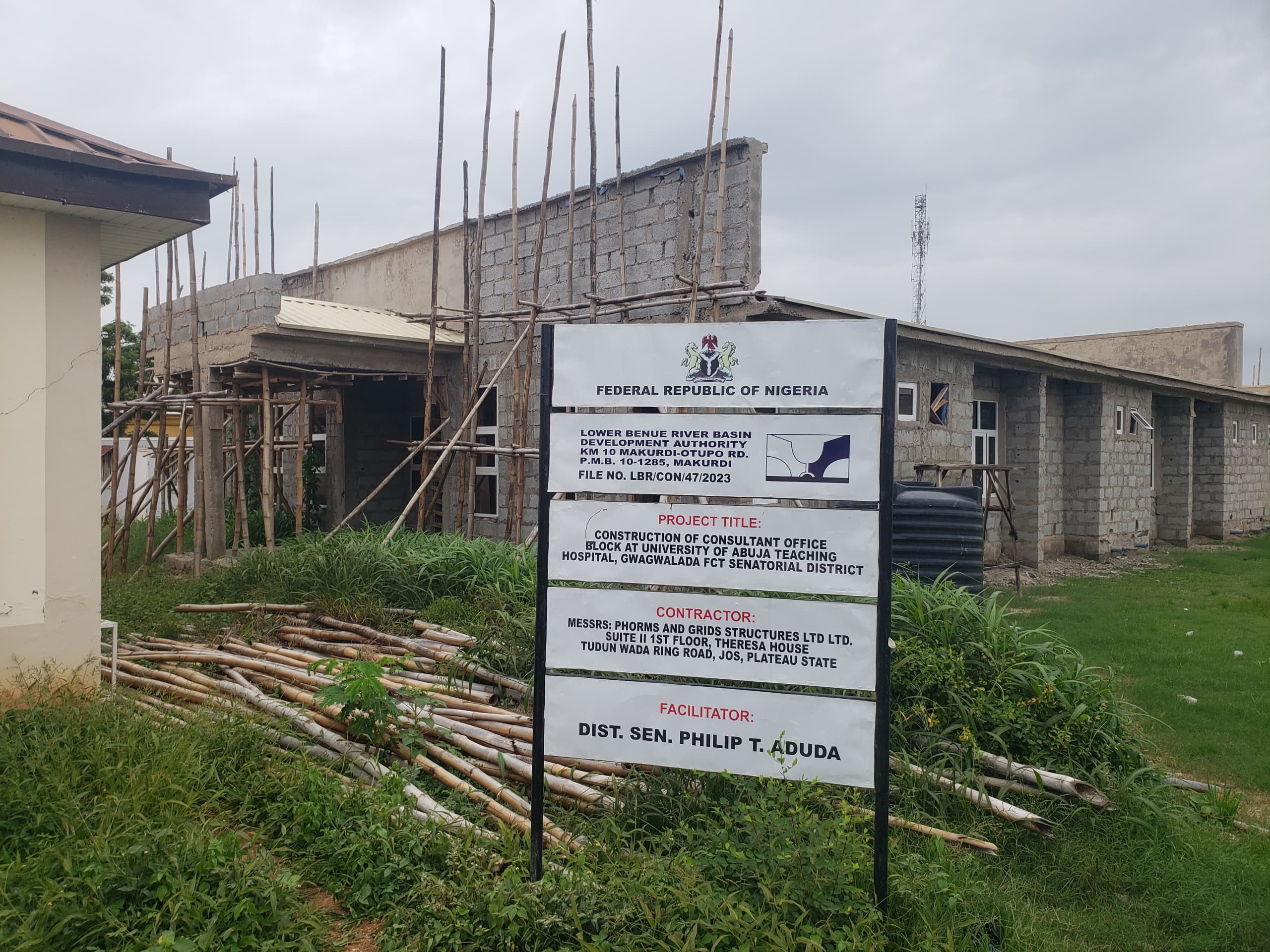Ireti Kingibe’s claims on first-year constituency projects in FCT had more flaws than facts 8 Consultant office block, UniAbuja Teaching Hospital. Photo Credit: Phillip Anjorin)