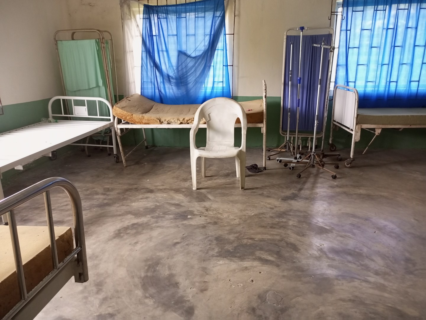 A ward in Emereoke PHC showing empty beds without foams