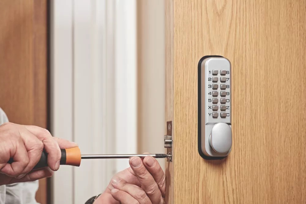 Codelocks Medium Duty Push Button Lock Screwfix - Best Sunset Photos in 4K