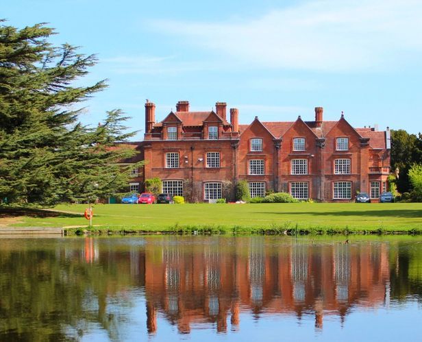 University Centre Reaseheath Reviews Acceptance Rate Ratings - Space Image Collection - HD Quality