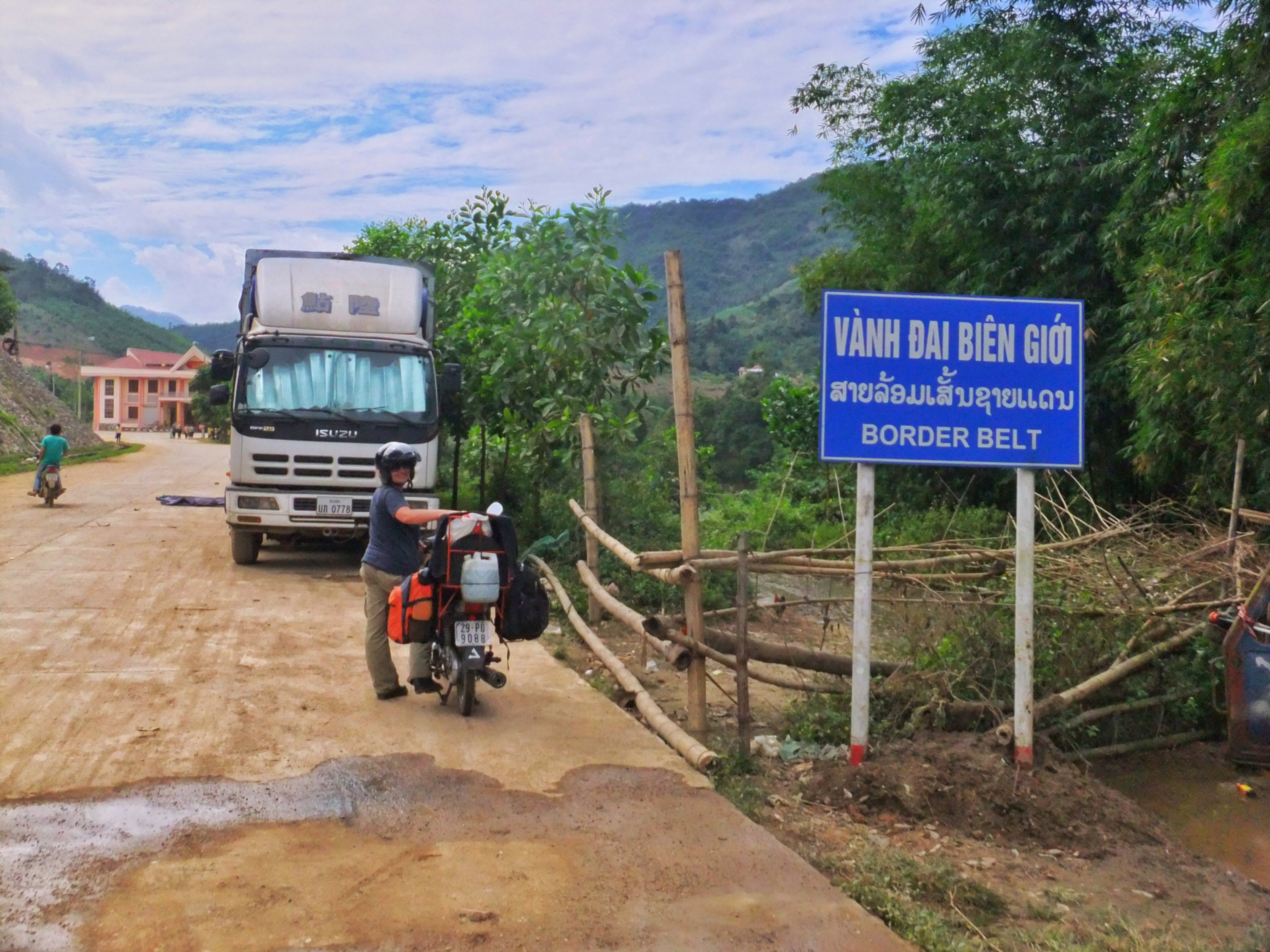 Na Meo Border