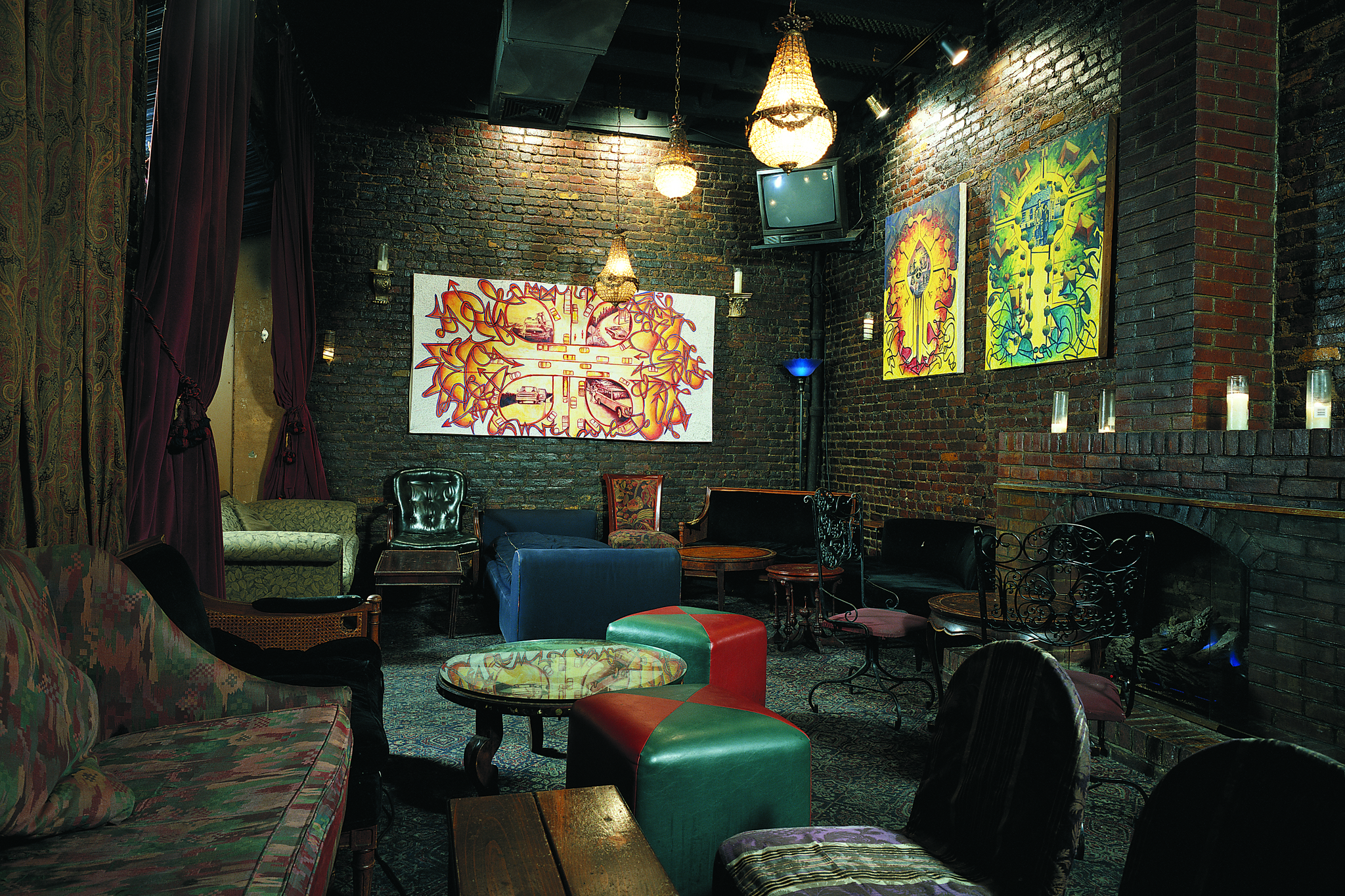 Drinks By The Fireside Best Bars With Fireplaces In Nyc