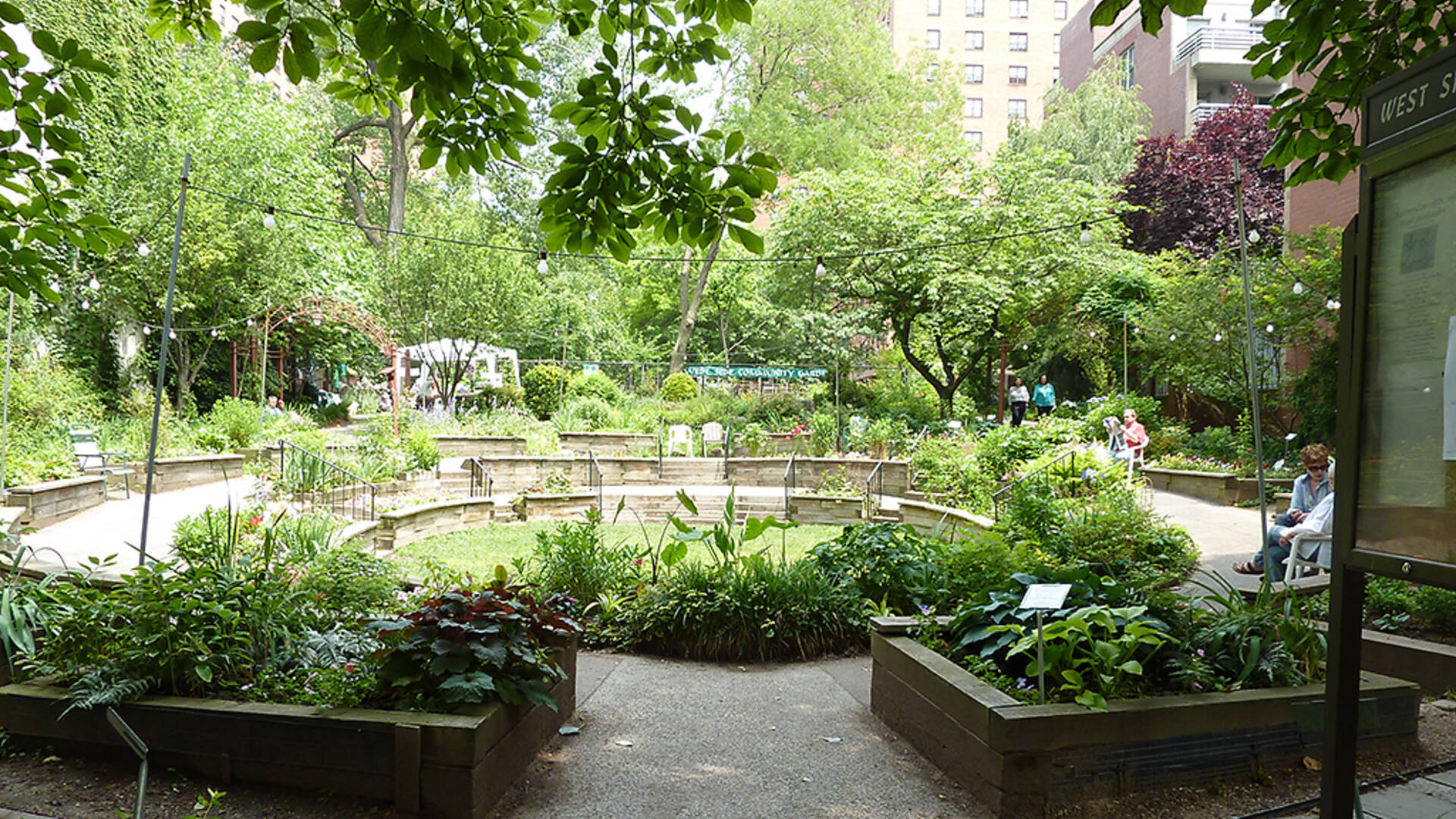 Best Community Gardens In NYC From City Farms To Rooftop Gardens Image 