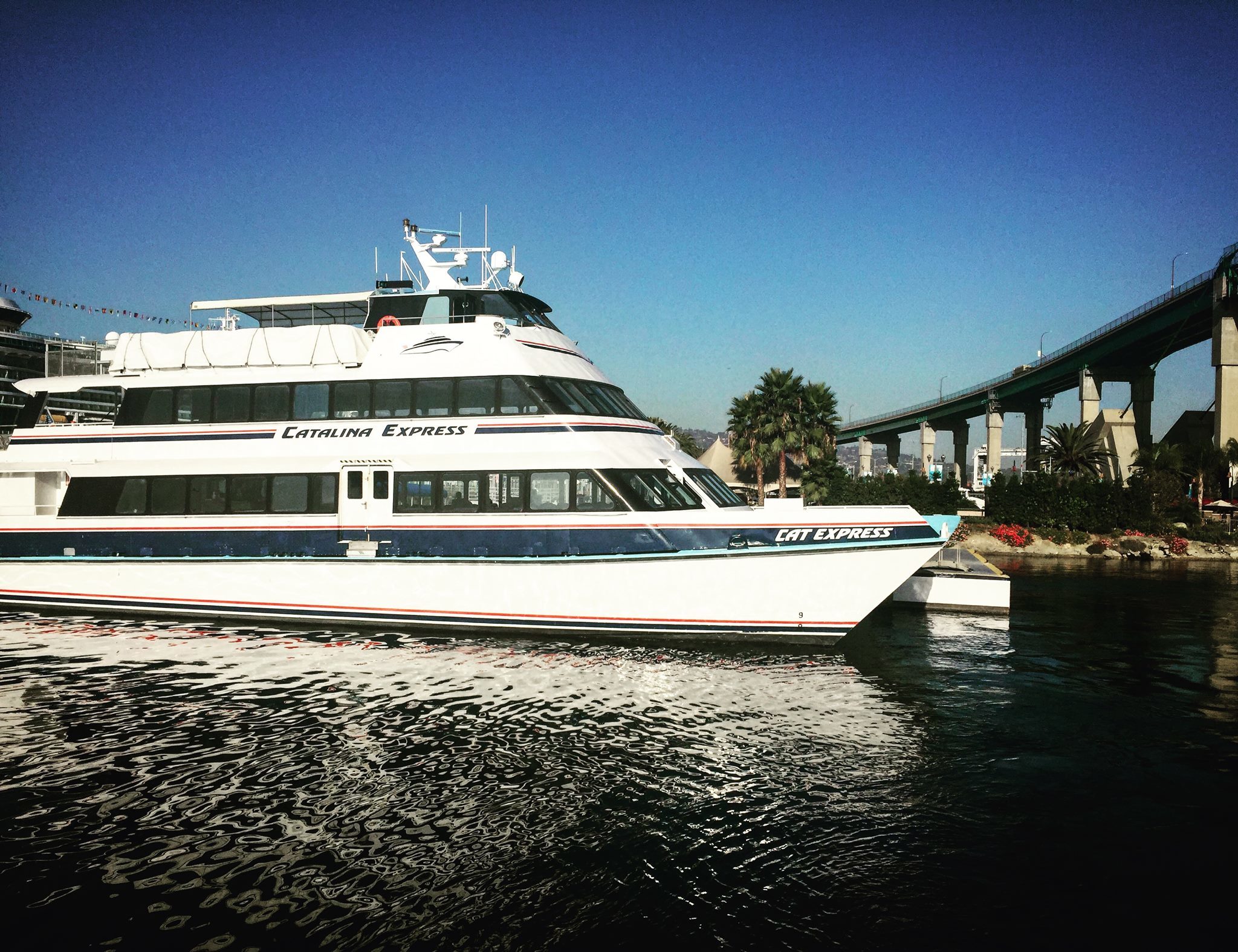 Located 26 miles off the shore of los angeles, santa catalina island is a popular destination for day trips and getaways for locals and . Catalina Express Long Beach Port Things To Do In Long Beach Los Angeles