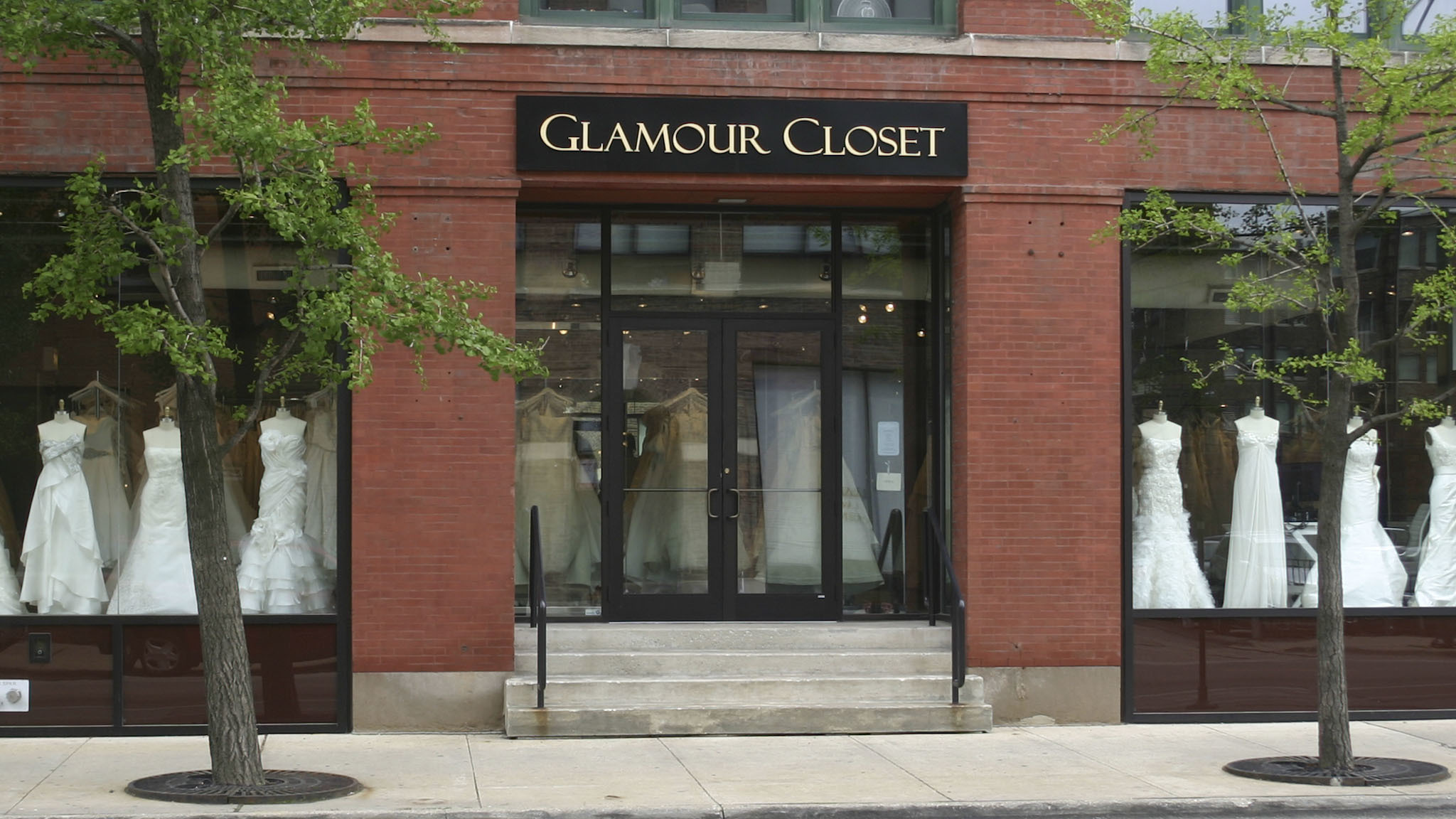 Wedding invitation shops near me