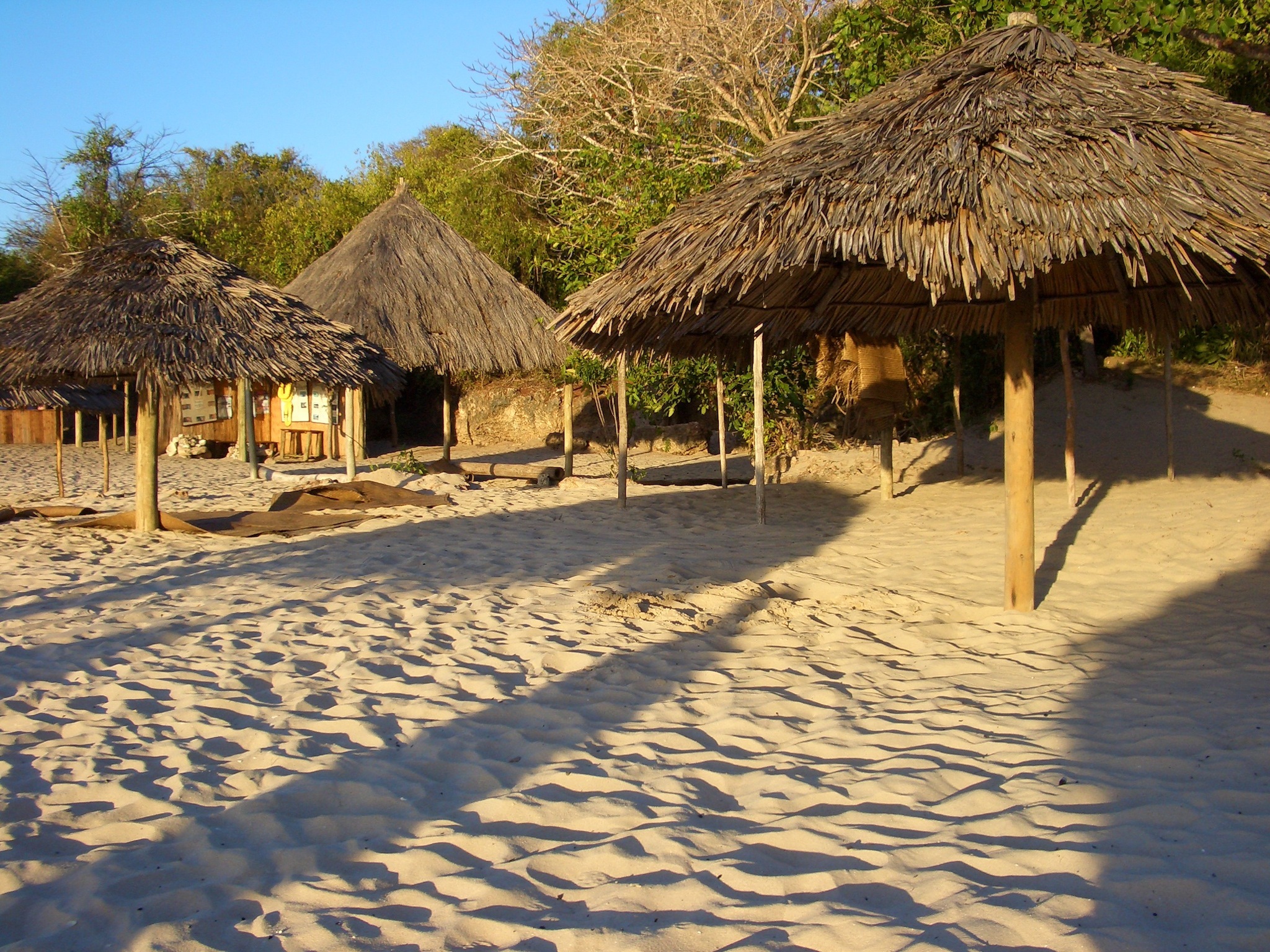Eight great beach huts from approaching the world - the best