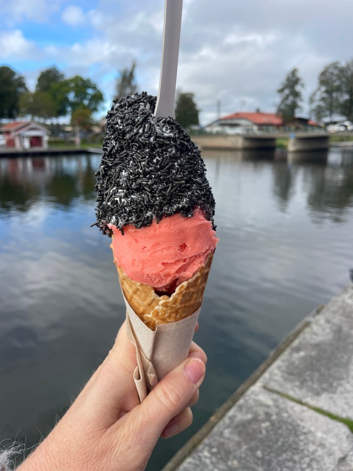 Glass i Askersund