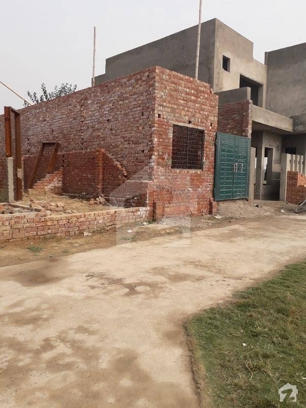 Buy this 2000 cc, black 50000 km driven, automatic car. 3 Marla Luxury House Lahore - Kasur Road, Lahore ID13113836 - Zameen.com