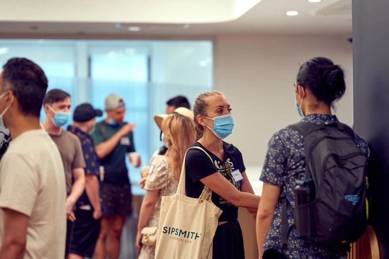 Online Communities For Software Developers You Should Join - Download Beautiful Gradient Wallpaper | Mobile