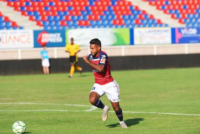 Jim Allevinah Avant Clermont Foot Chateauroux Il Faut Rester Calme Clermont Ferrand 63000 Jim Allevinah Clermont Foot Nous poursuivons aujourdhui avec jim allevinah le milieu de terrain de clermont.