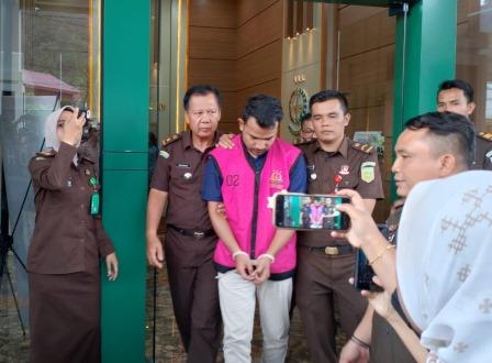 Kejari Sungai Penuh Tetapkan Satu Tersangka Kasus Dugan Korupsi Uang Nasabah BRI Unit Kayu Aro.