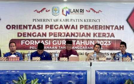 Sekda Kerinci Zainal Efendi Membuka Orientasi PPPK Formasi  Guru Tahun 2023