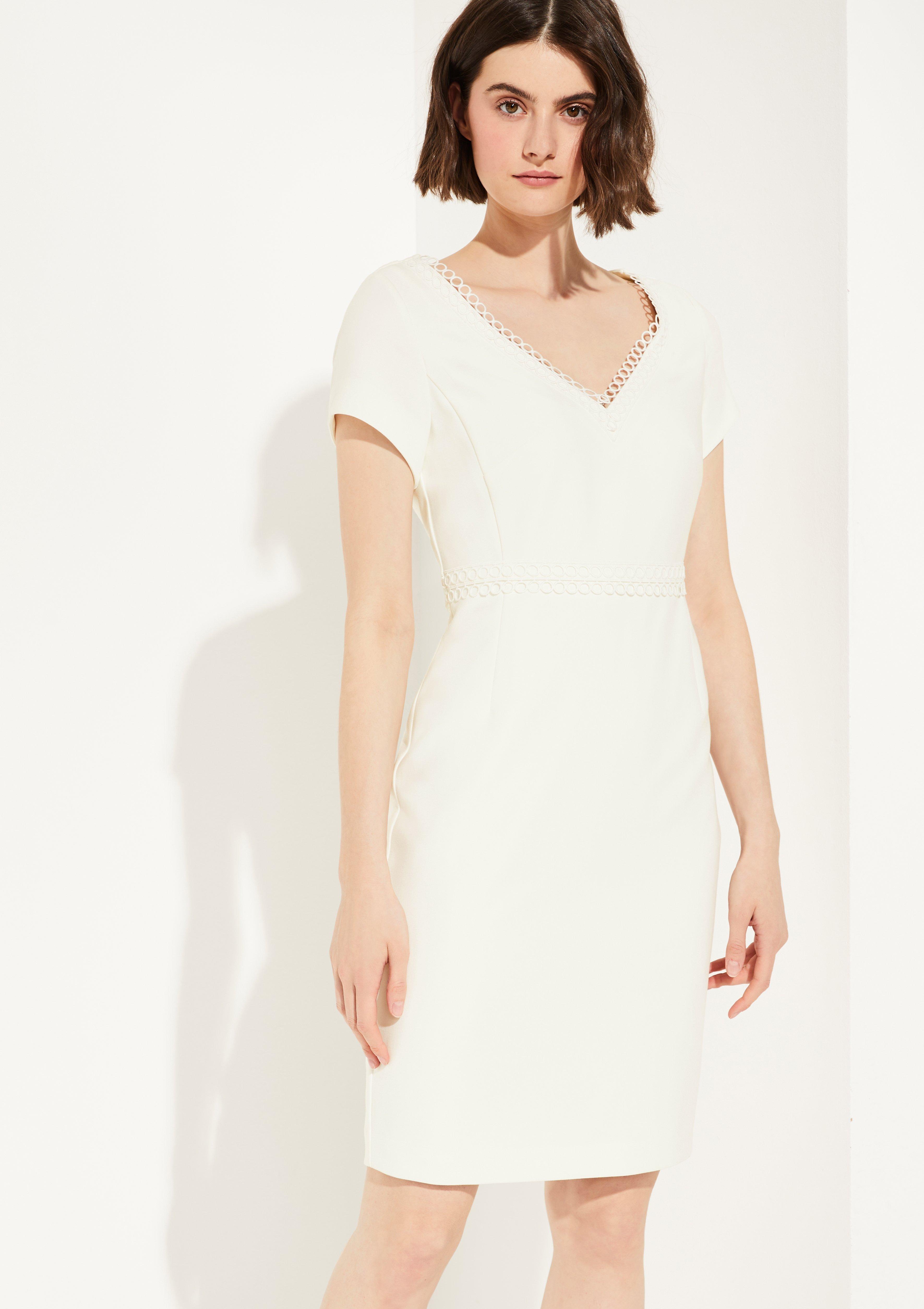 Comma Feminines Kleid Mit Spitze