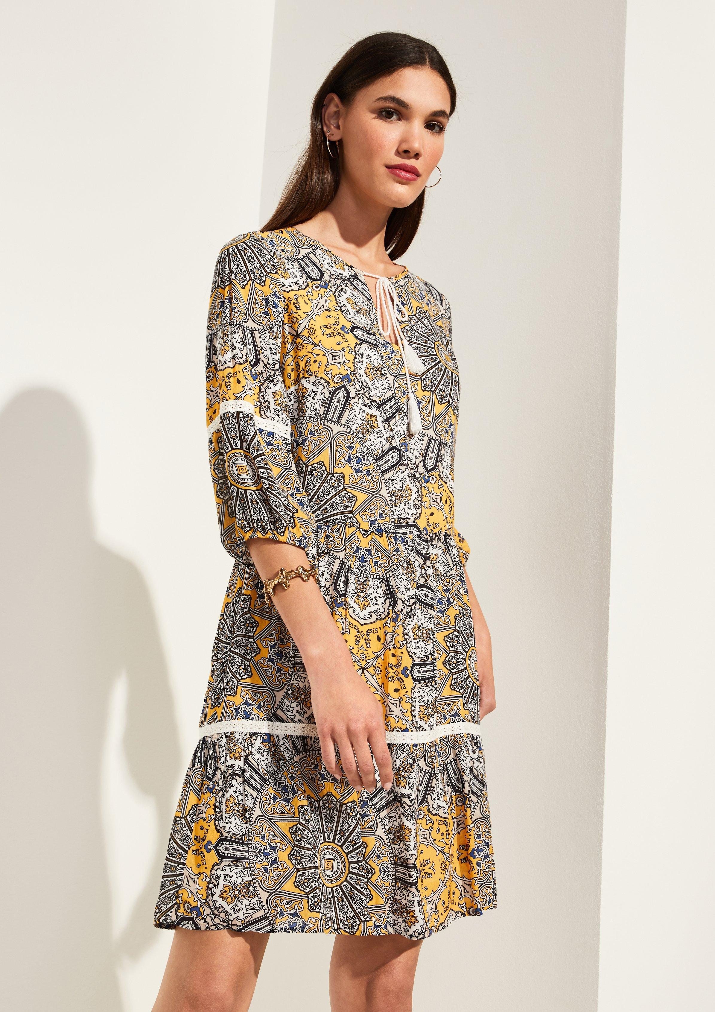 Comma Kleid Mit Buntem Allover Print