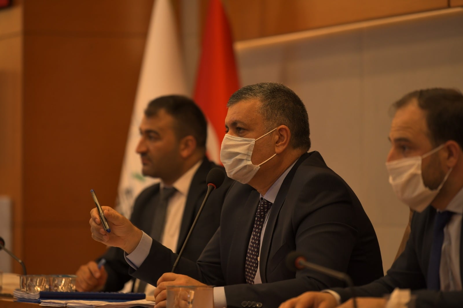 Esenyurt Belediyesi Meclis Toplantisi Akp Ve Mhp Yuzunden Iptal Edildi Gercek Gundem