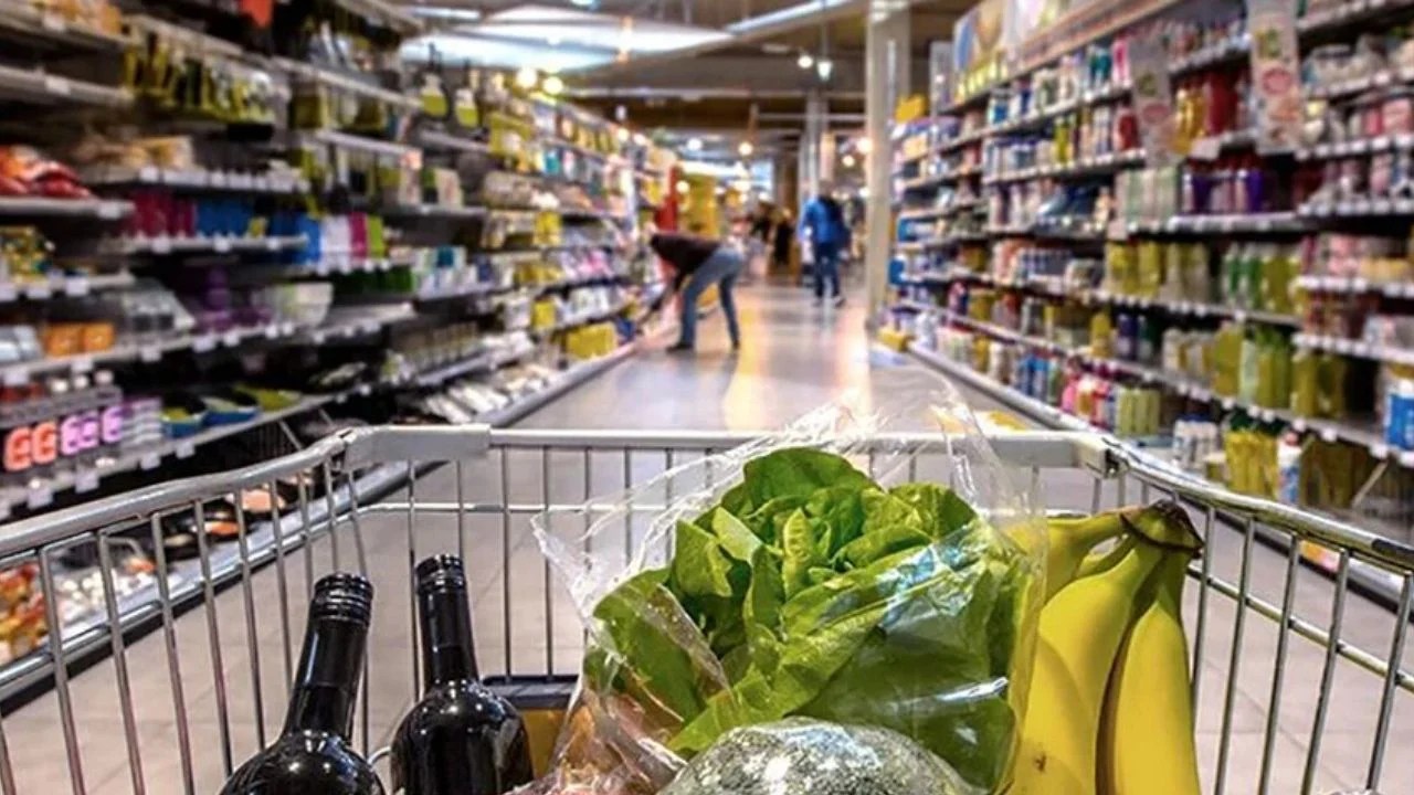 La inflación fue del 2,7% en diciembre y acumuló 117,8% en 2024