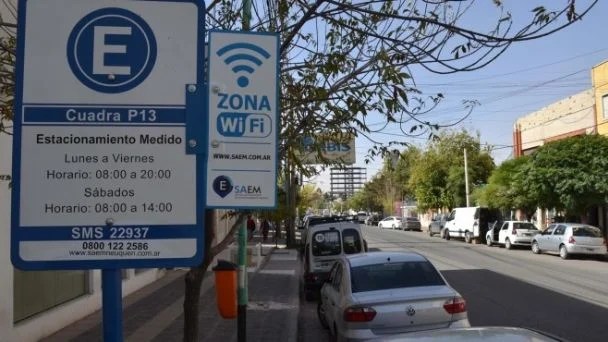 Neuquén: posibles modificaciones en las reglas de estacionamiento para hoteles