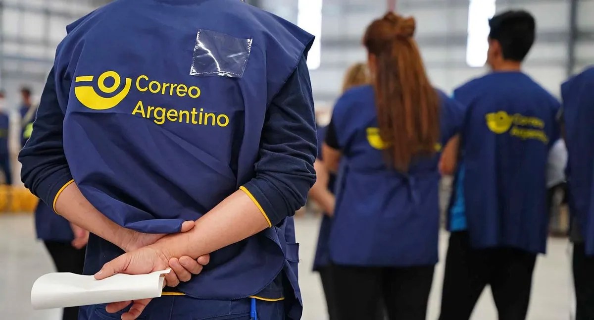 Paro y marcha de trabajadores del Correo Argentino