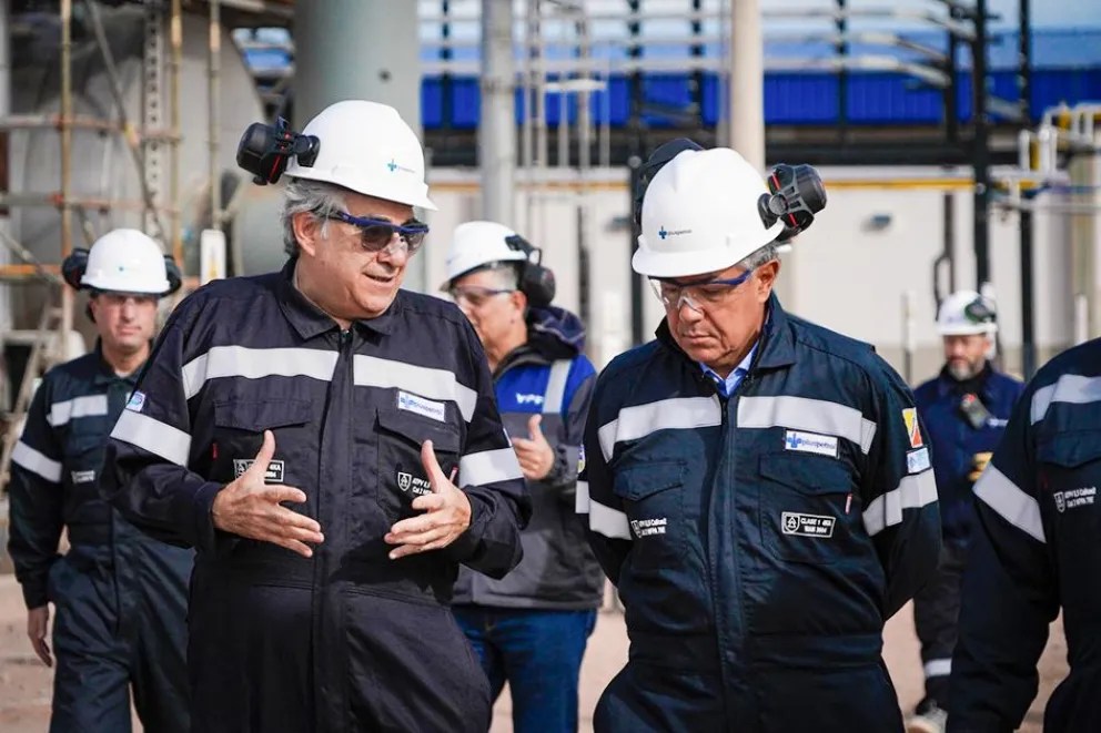 Figueroa recorrió La Calera tras la ampliación de su planta de procesamiento