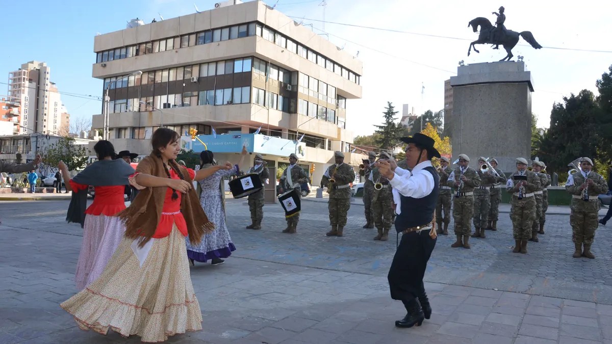 Vigilia, música y tradiciones: así se vivirá el 25 de Mayo en la ciudad