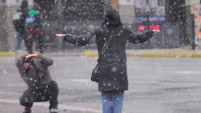 Sábado invernal: anuncian nevadas y piden precaución