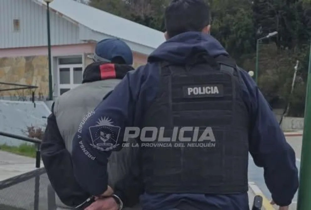 Lo escoltaron fuera de la ciudad por orden judicial
