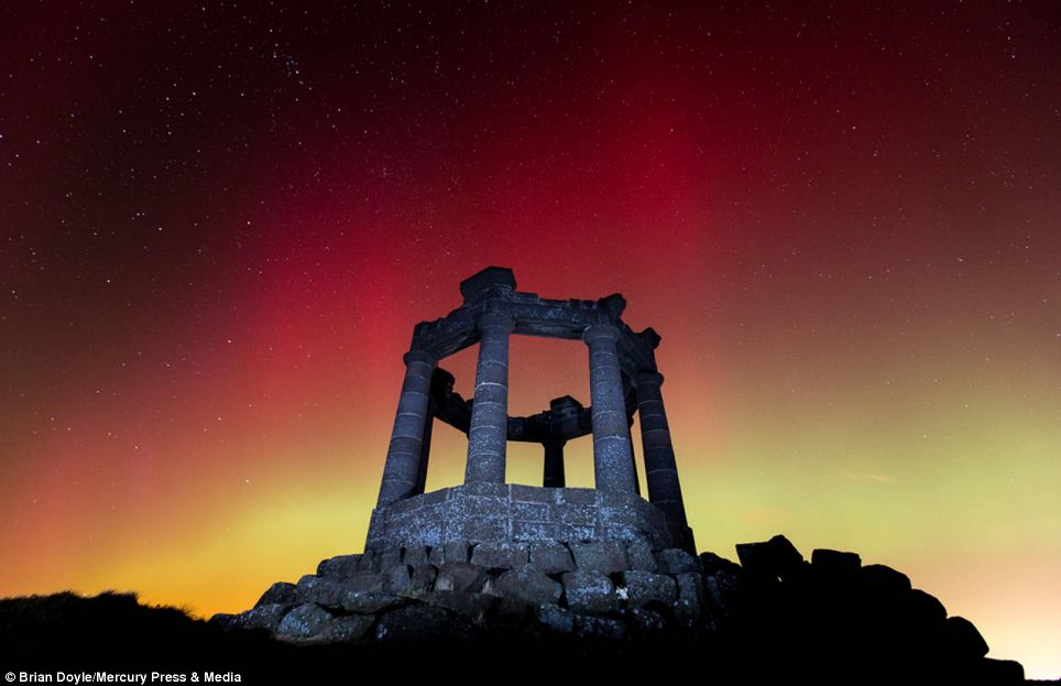 Extremely Rare Weather Phenomenon Northern Lights In British Skies