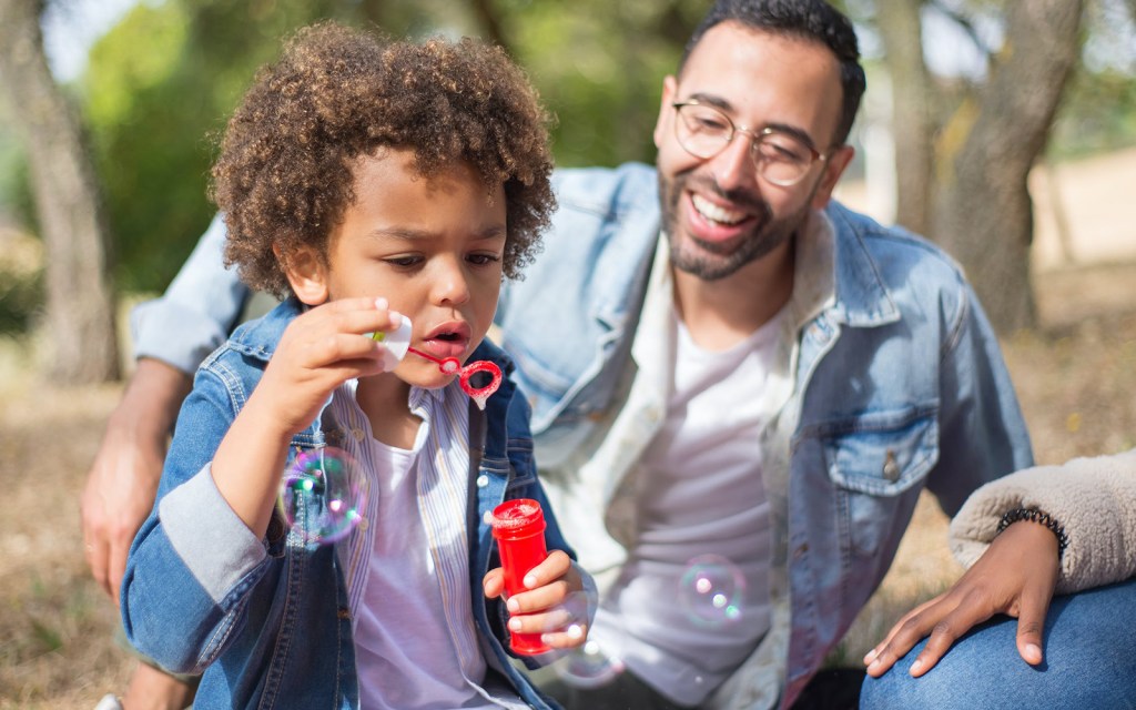 how to prioritize important relationships blog image