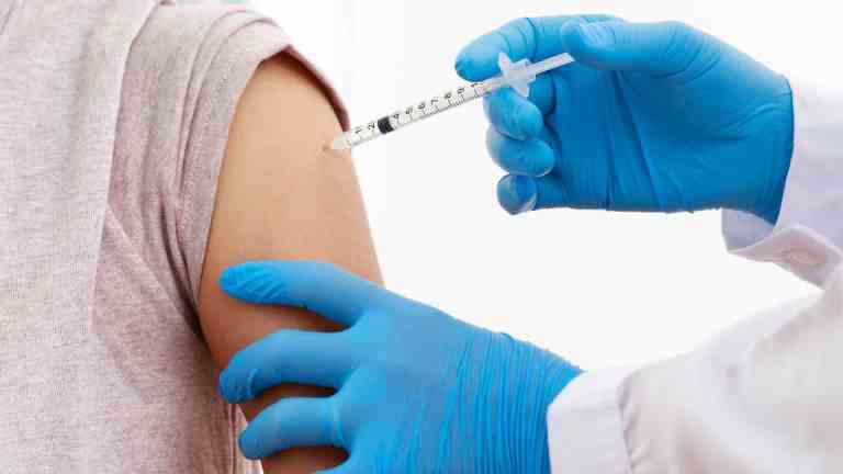 Measles vaccination demand spikes amid growing 2025 US outbreak