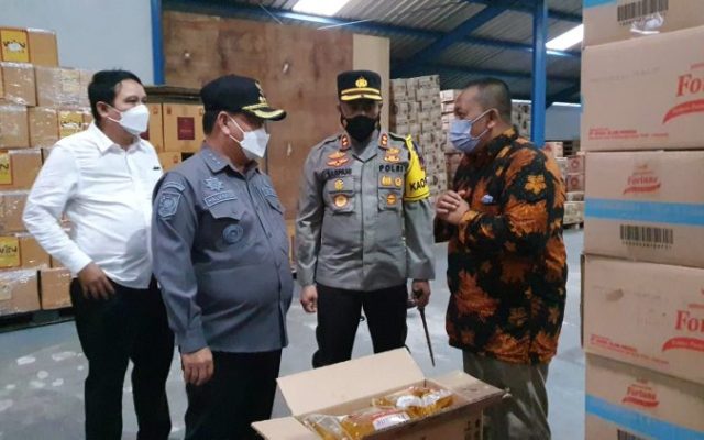 Kapolres dan Bupati Kotim Sidak Kesejumlah Distributor Minyak Goreng