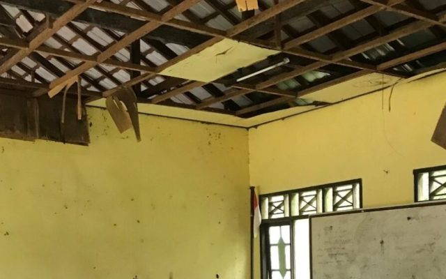 SDN 2 Ramban Dikerjakan Keroyokan oleh 9 PBS, Camat MHU Angkat Topi !!!