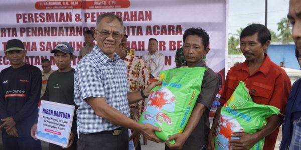 6 Desa Terima Alat Tangkap dan Budidaya Ikan Diharapkan Mampu Tingkatkan Produktivitas