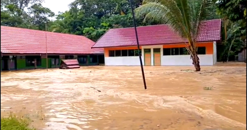 Banjir Murung Raya: 2.814 KK Mengungsi, Pemkab Dirikan Posko Darurat