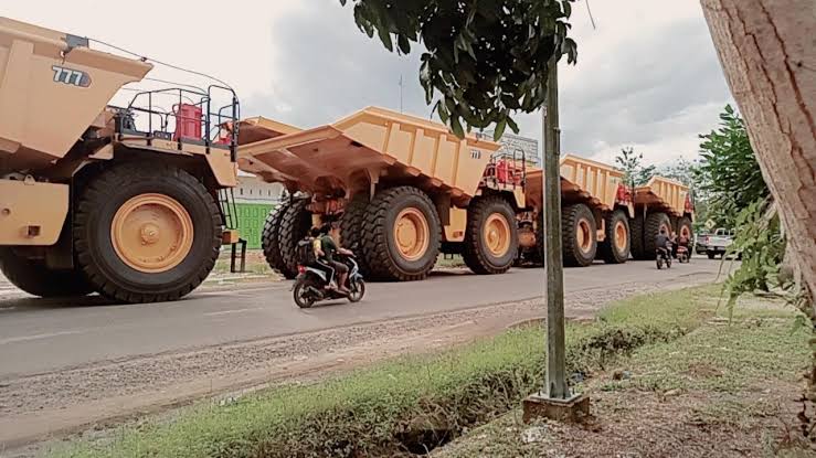 Ketua DPRD Kotim Desak Pengawasan Ketat Kendaraan Tambang untuk Tingkatkan Kepatuhan dan Pendapatan Daerah