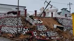 Hujan Deras Rusak Infrastruktur Puruk Cahu, Jembatan Nyaris Ambruk dan Makam Pahlawan Longsor
