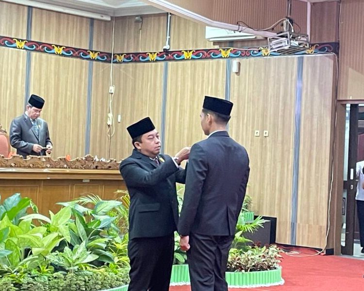 Angkat Sumpah di Paripurna, Ramadhana Rahman Janji Jalankan Amanah dengan Integritas