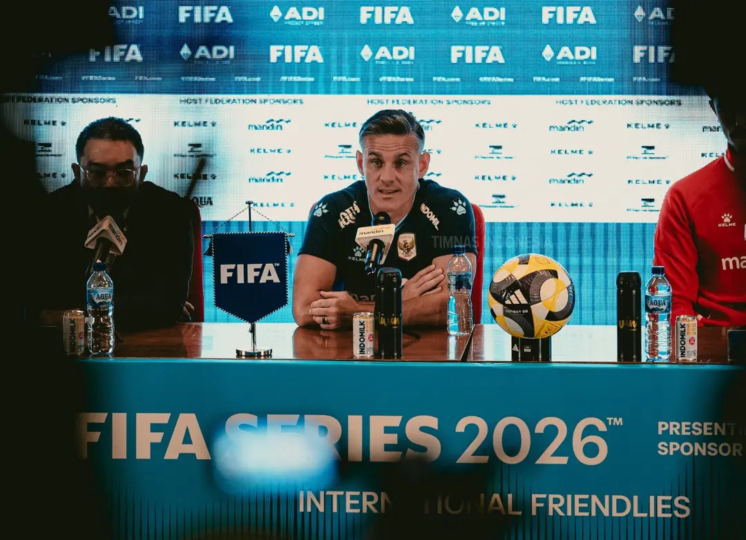 Pelatih kepala Timnas Sepak Bola Indonesia, John Herdman