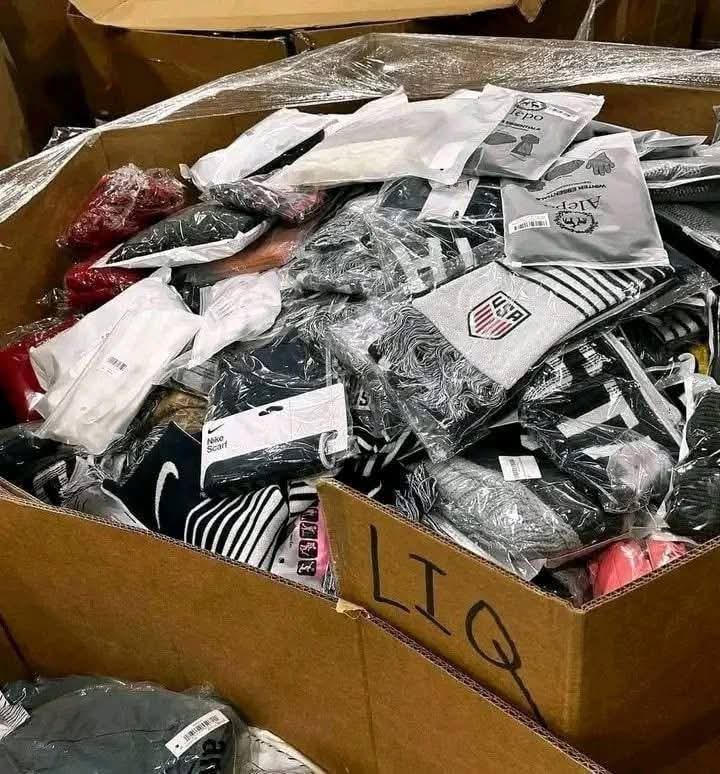 LIQUIDATION DE VÊTEMENTS D’ÉTÉ
