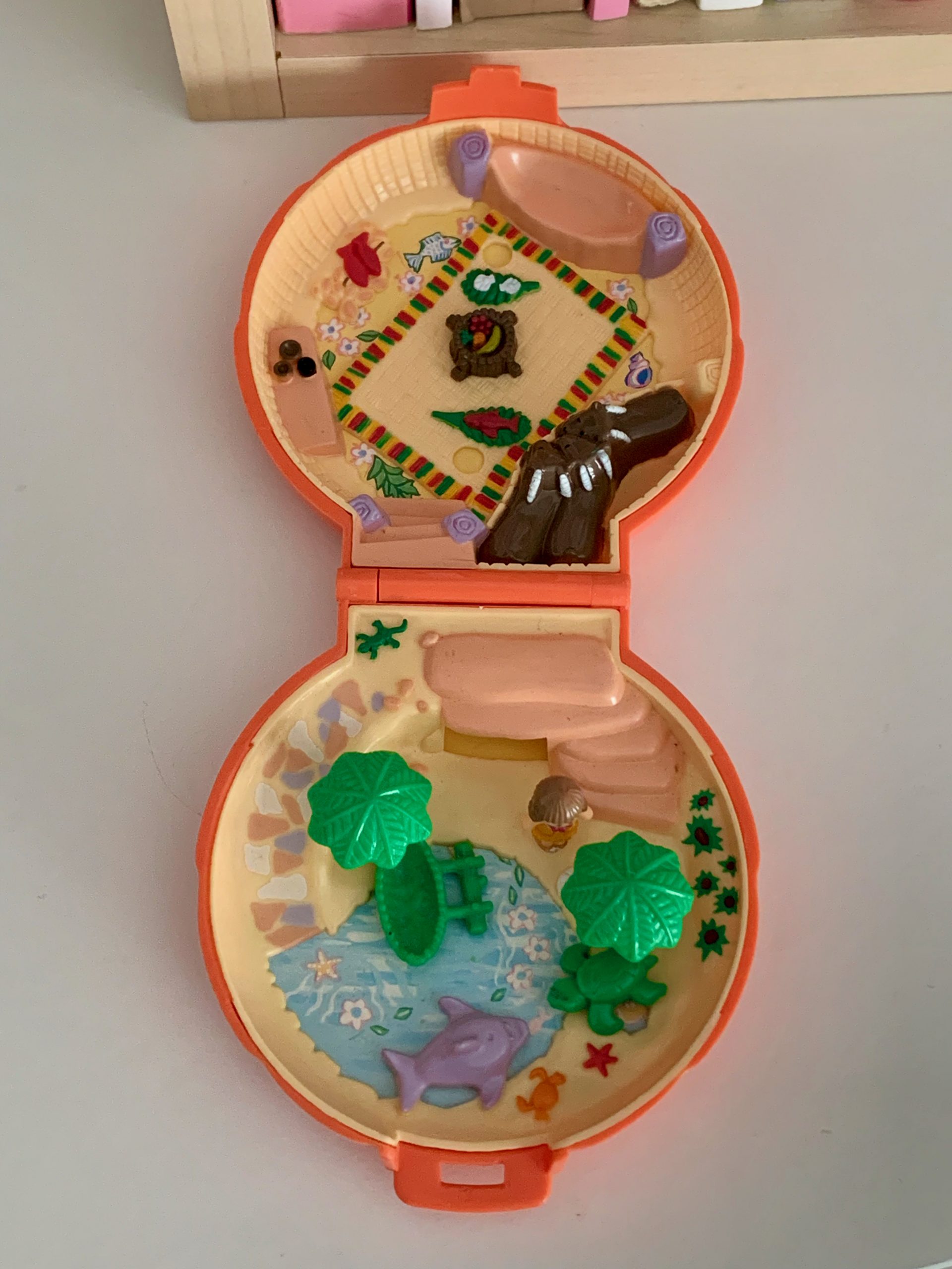 Tammy's Palm Tree Island