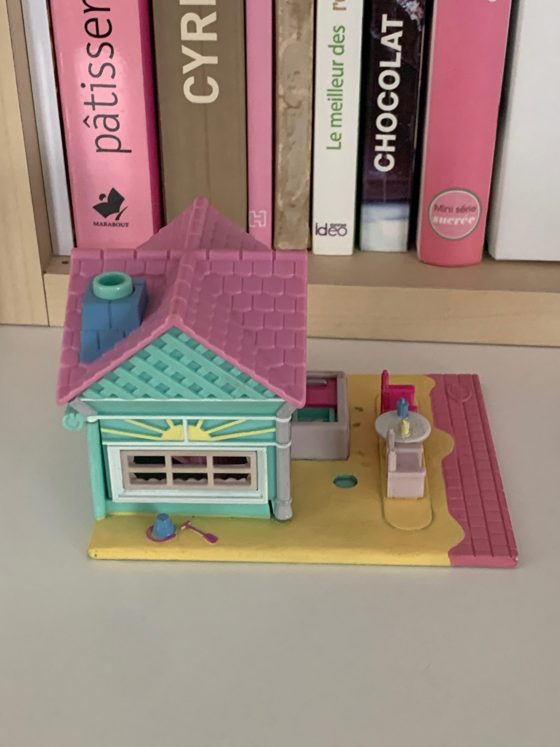 Polly's Beach café - Pollyville