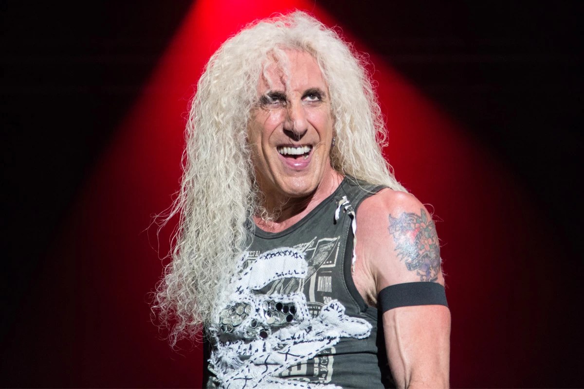 Dee Snider Recalls Writing TWISTED SISTER's Biggest-Selling