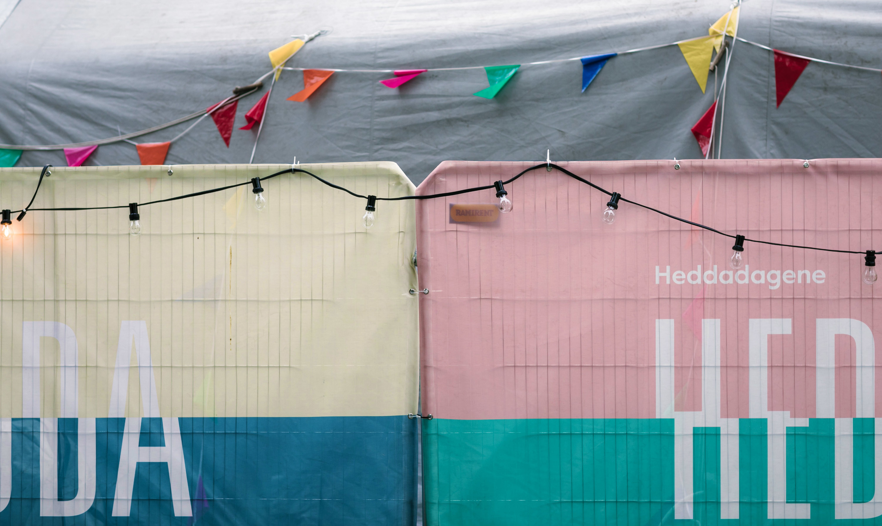 Hedda Metric En - Download Incredible Colorful Background | Desktop