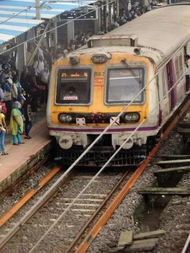 Mumbai-Local-train-file_d