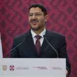 Martí Batres en conferencia sobre avances de obras de la Línea 9